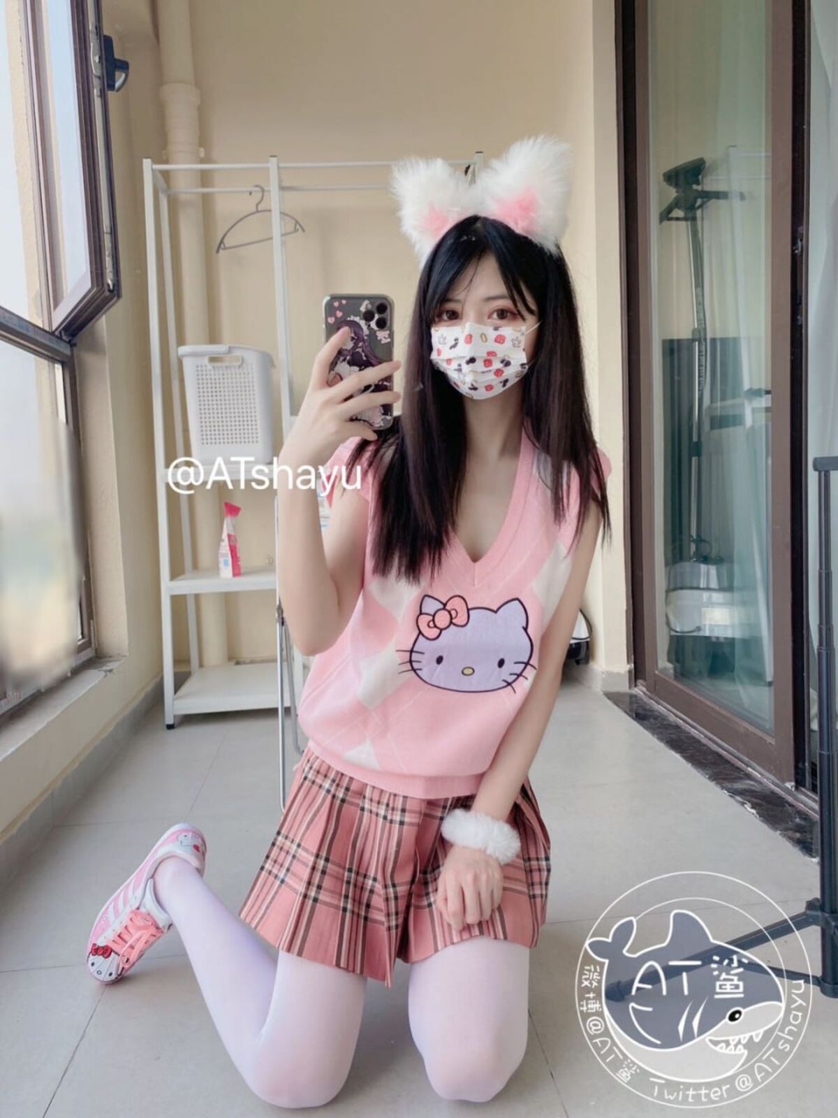 Coser@AT Shark - White Silk Baby (59P - 1V) Coser@AT Shark - White Silk Baby (59P - 1V)