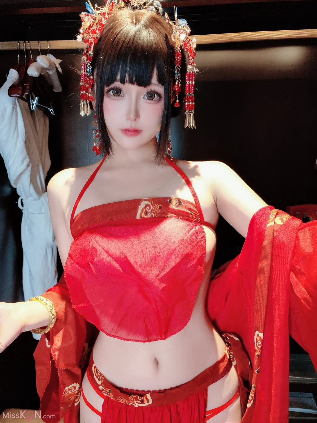 Coser@日奈娇: 洞房花烛 (190 photos + 5 videos) Coser@日奈娇: 洞房花烛 (190 photos + 5 videos)