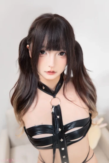 Coser@神楽坂真冬: 束手束脚 (75 photos + 2 videos) 13 8 Coser@神楽坂真冬: 束手束脚 (75 photos + 2 videos) 13
