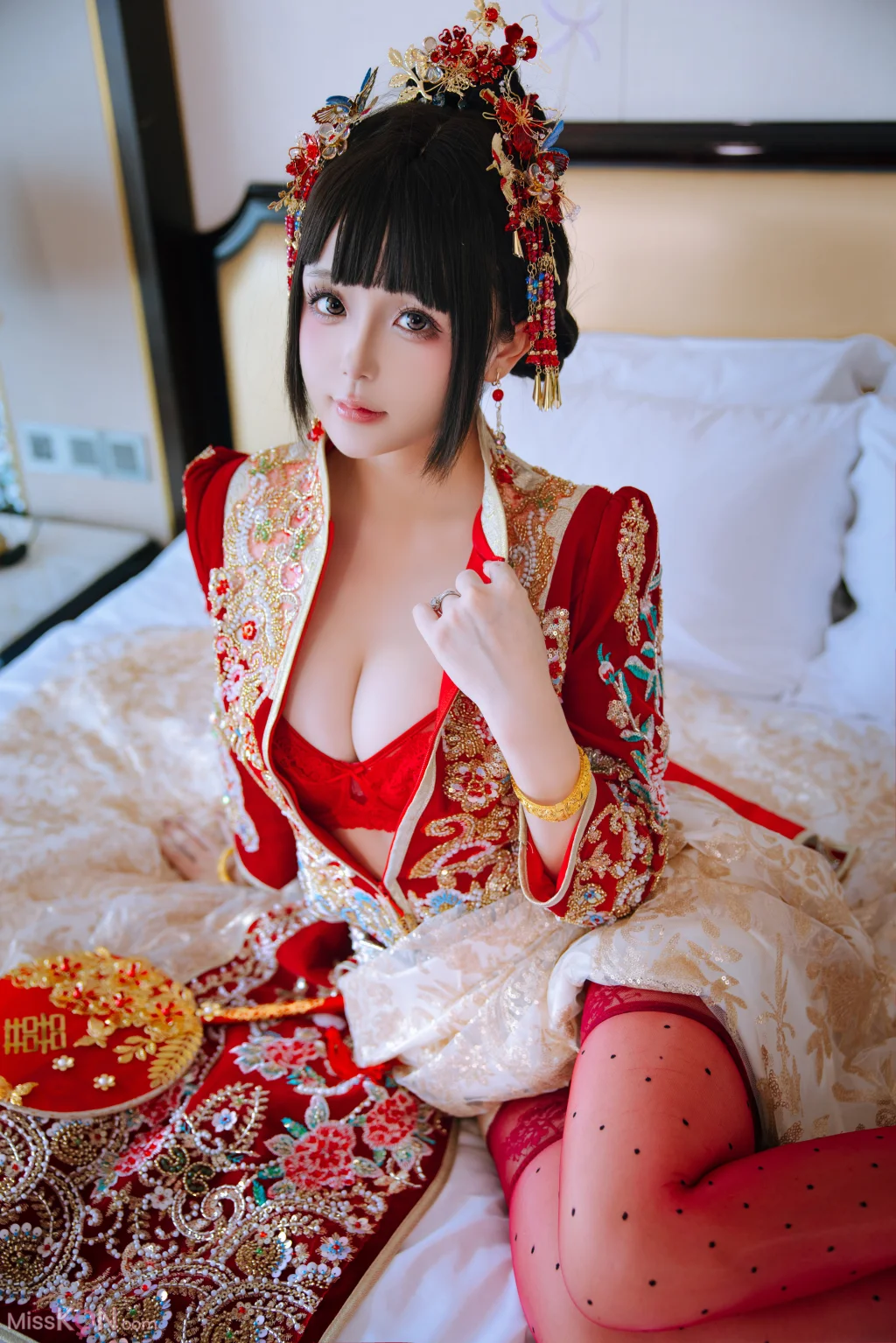 Coser@日奈娇: 洞房花烛 (190 photos + 5 videos) Coser@日奈娇: 洞房花烛 (190 photos + 5 videos)