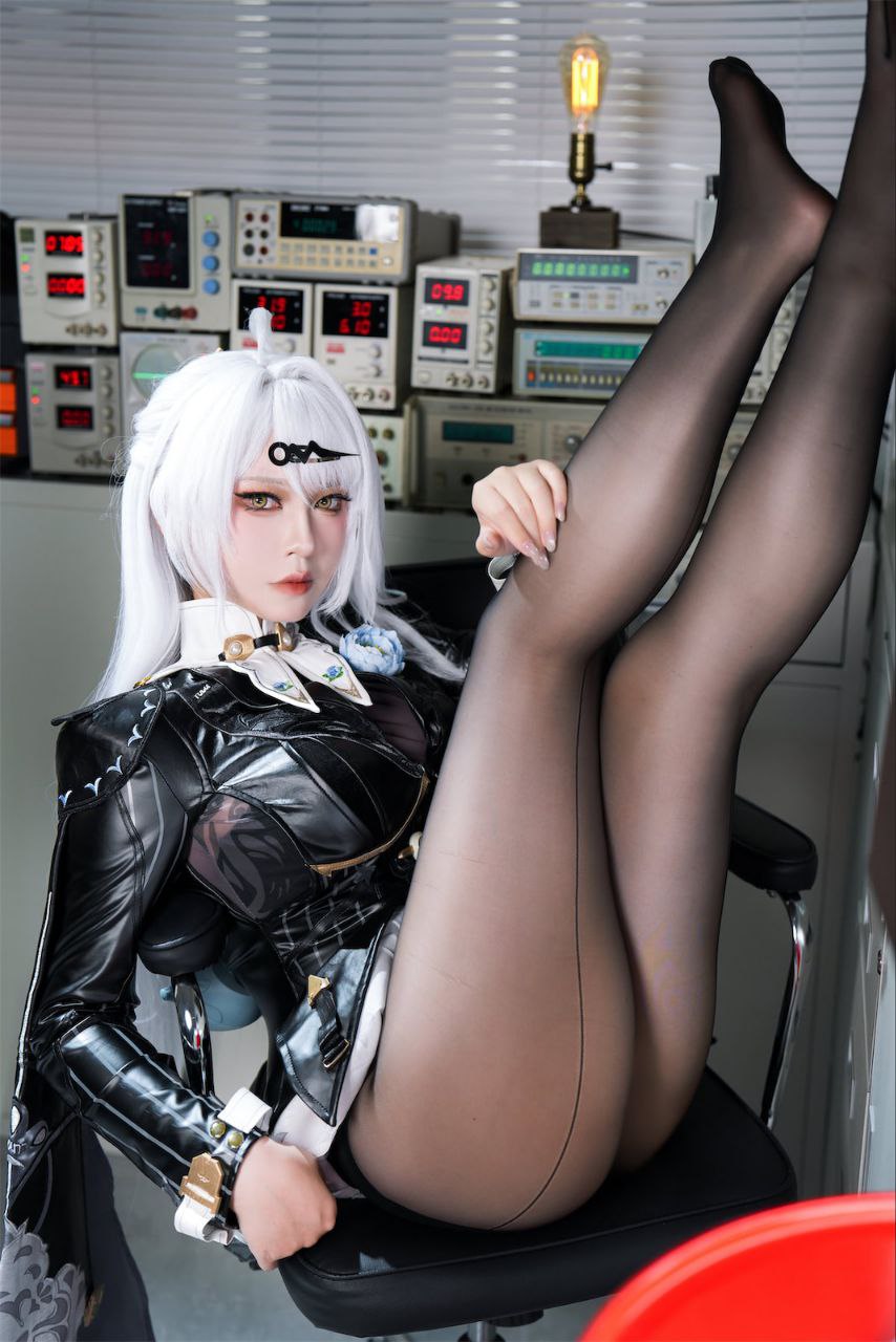 Half and half - Master Yi Xuan Half and half - Master Yi Xuan