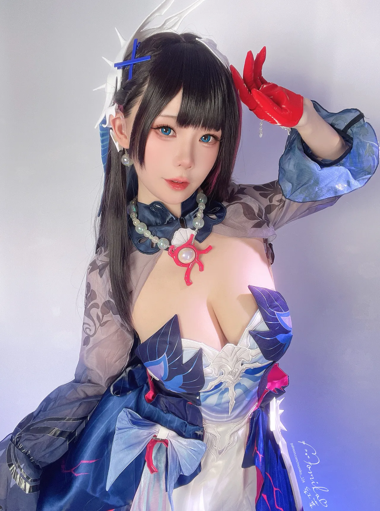 Momiko Lin - Hysilens Momiko Lin - Hysilens