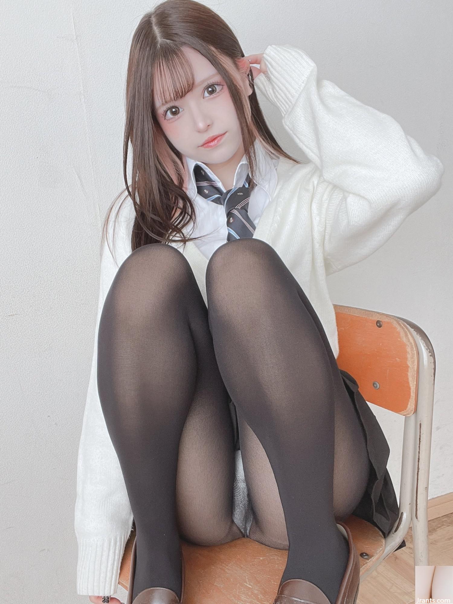 Welfare Girl - Kiyu Yukimi (69P) Welfare Girl - Kiyu Yukimi (69P)