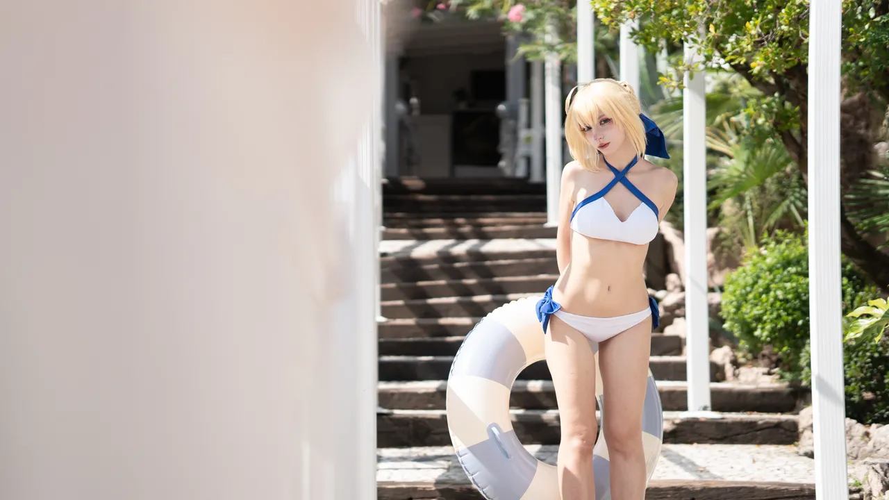 Himeecosplay - Saber bikini Himeecosplay - Saber bikini