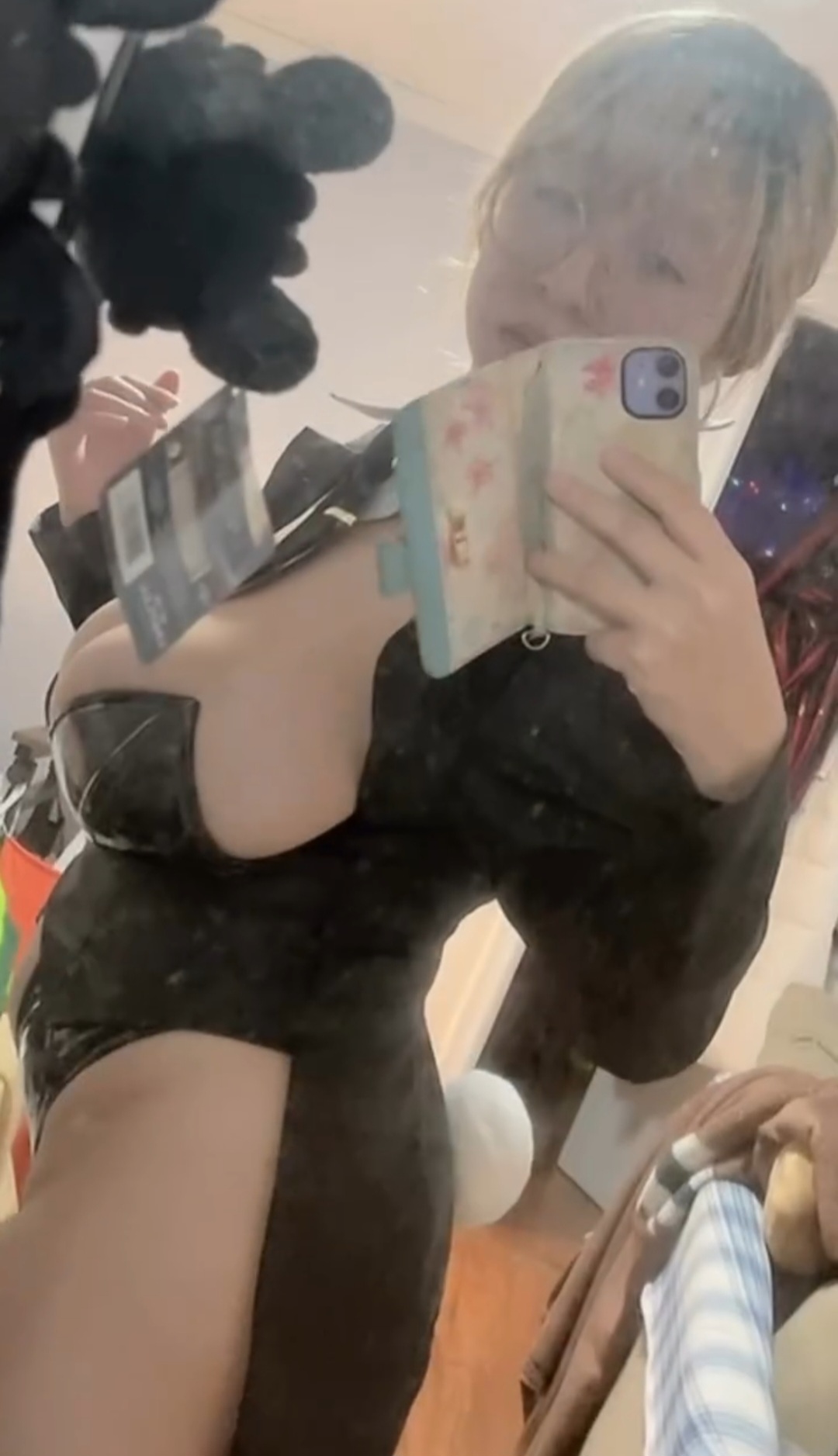 bilibilisevencos -The Goddess of Victory, Ade: Agent Bunny 1 bilibilisevencos -The Goddess of Victory, Ade: Agent Bunny 1