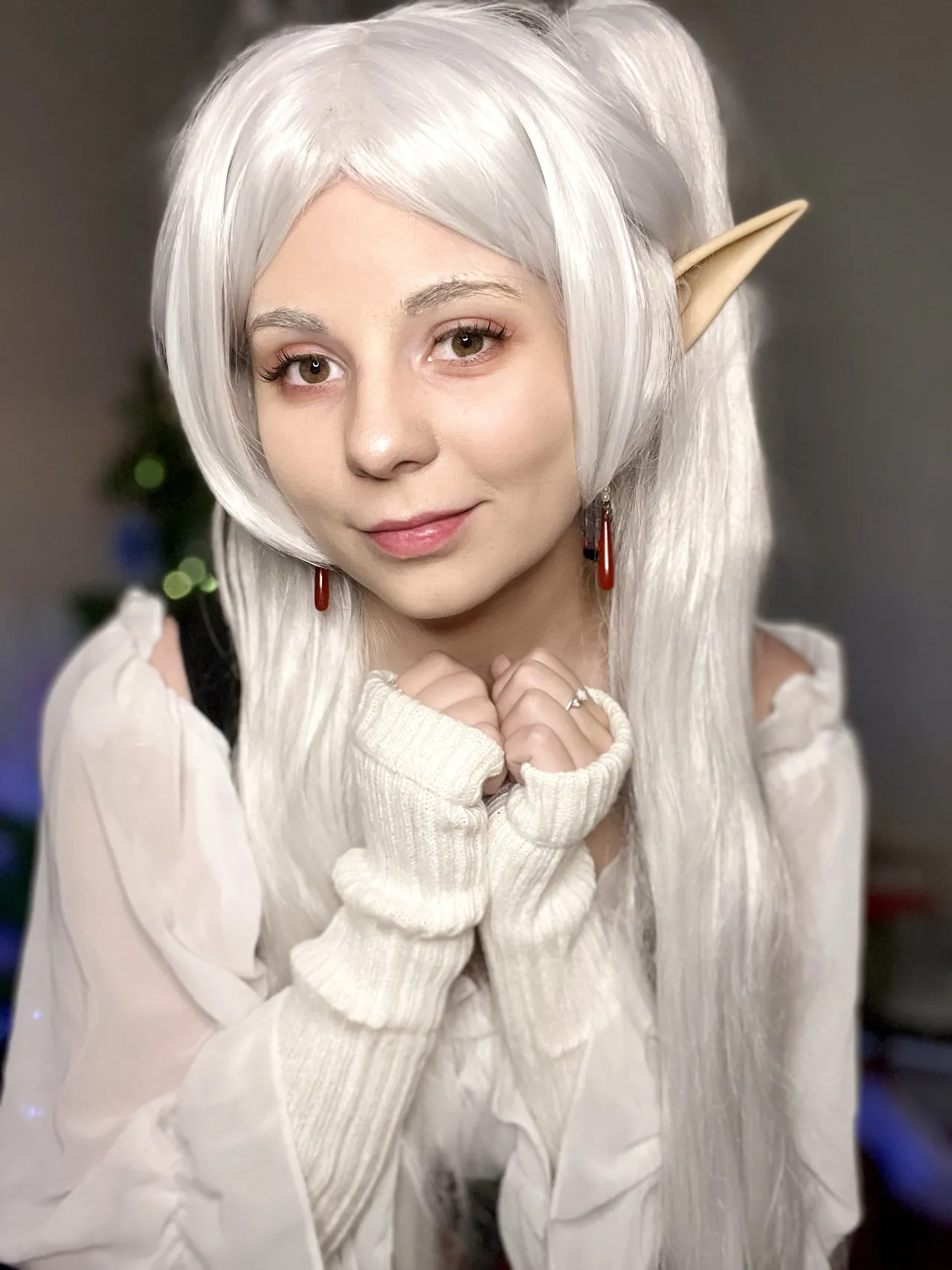 Maniac Megan - Christmas Frieren Maniac Megan - Christmas Frieren