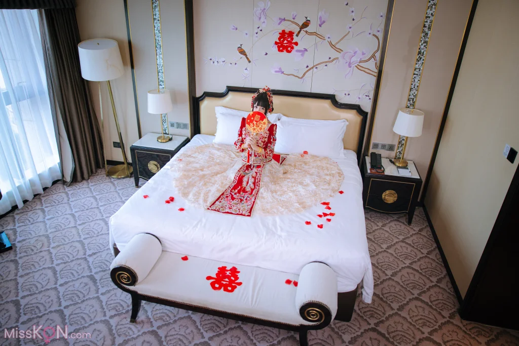 Coser@日奈娇: 洞房花烛 (190 photos + 5 videos) Coser@日奈娇: 洞房花烛 (190 photos + 5 videos)