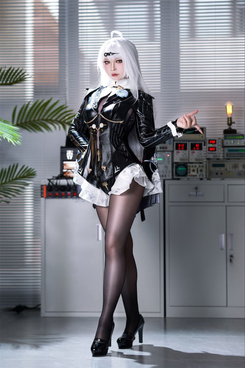 Half and half - Master Yi Xuan Half and half - Master Yi Xuan