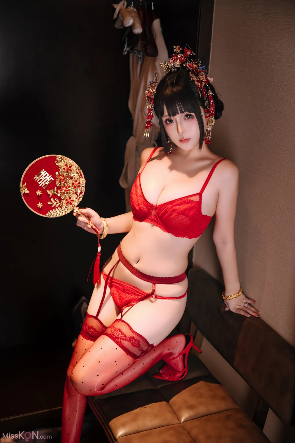 Coser@日奈娇: 洞房花烛 (190 photos + 5 videos) Coser@日奈娇: 洞房花烛 (190 photos + 5 videos)