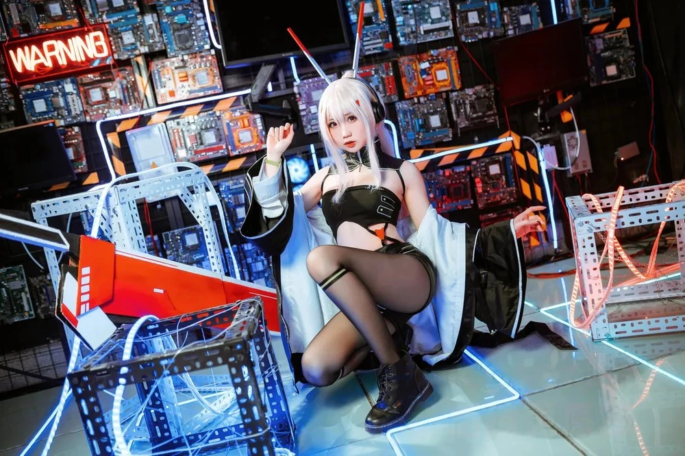 焖焖碳 - 绫波鬼神樂隊 焖焖碳 - 绫波鬼神樂隊