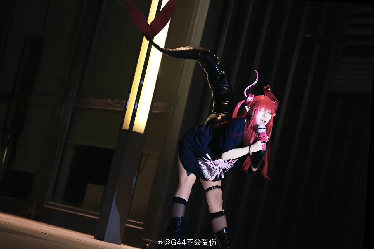 G44不会受伤 - Elizabeth Bathory G44不会受伤 - Elizabeth Bathory