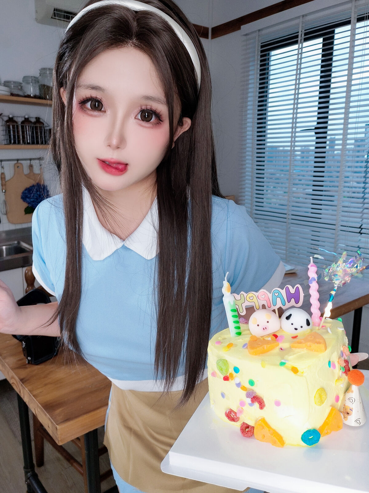 Coser@ Hinajiao - Cake Seller Part02 (58P) Coser@ Hinajiao - Cake Seller Part02 (58P)