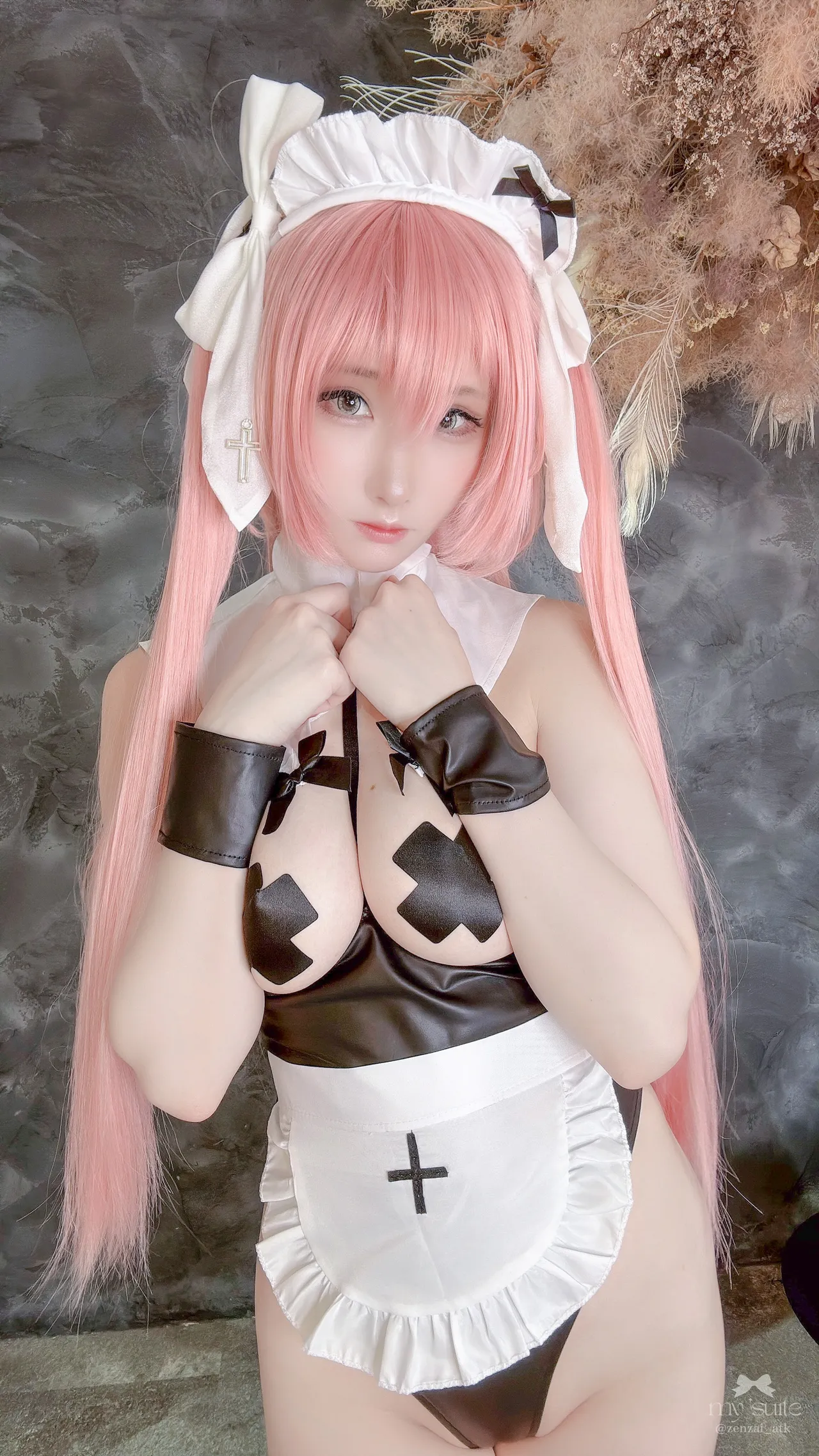 Atsuki - Maid Medb Atsuki - Maid Medb