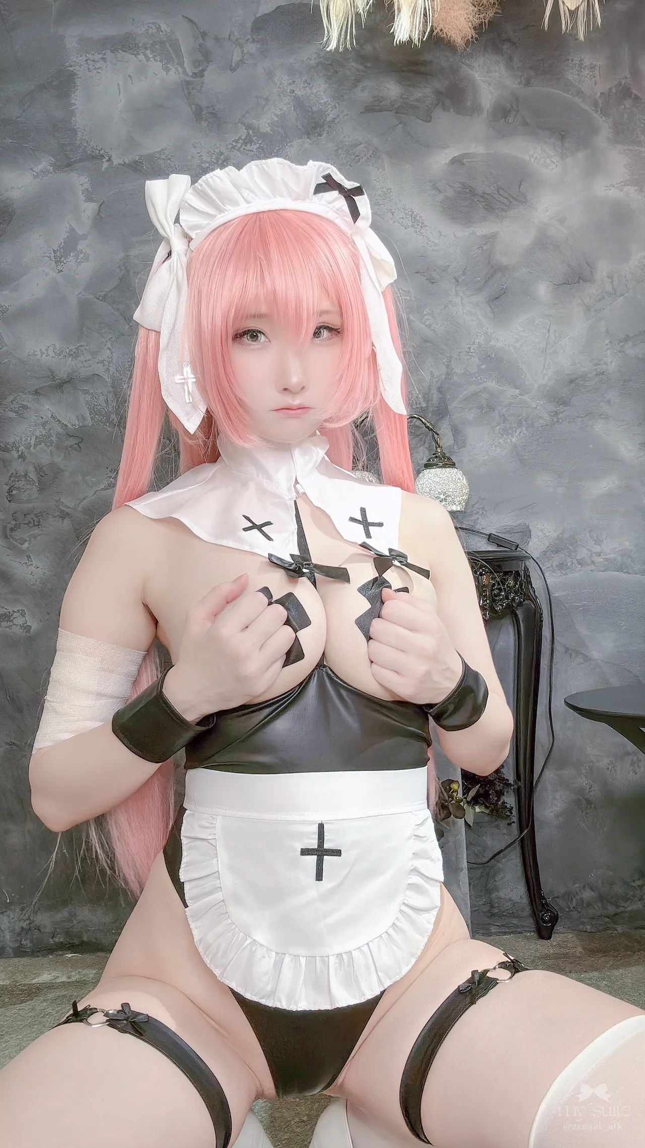 Atsuki - Maid Medb Atsuki - Maid Medb