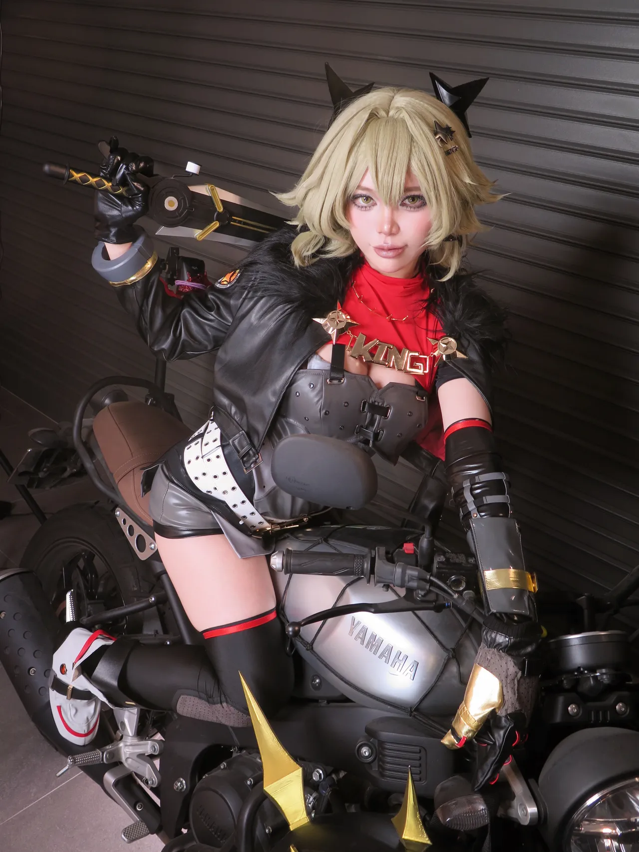 Zinieq - Caesar King Zinieq - Caesar King