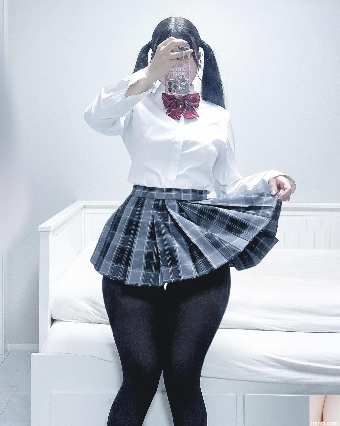 Welfare Girl - Kiyu Yukimi (69P) Welfare Girl - Kiyu Yukimi (69P)