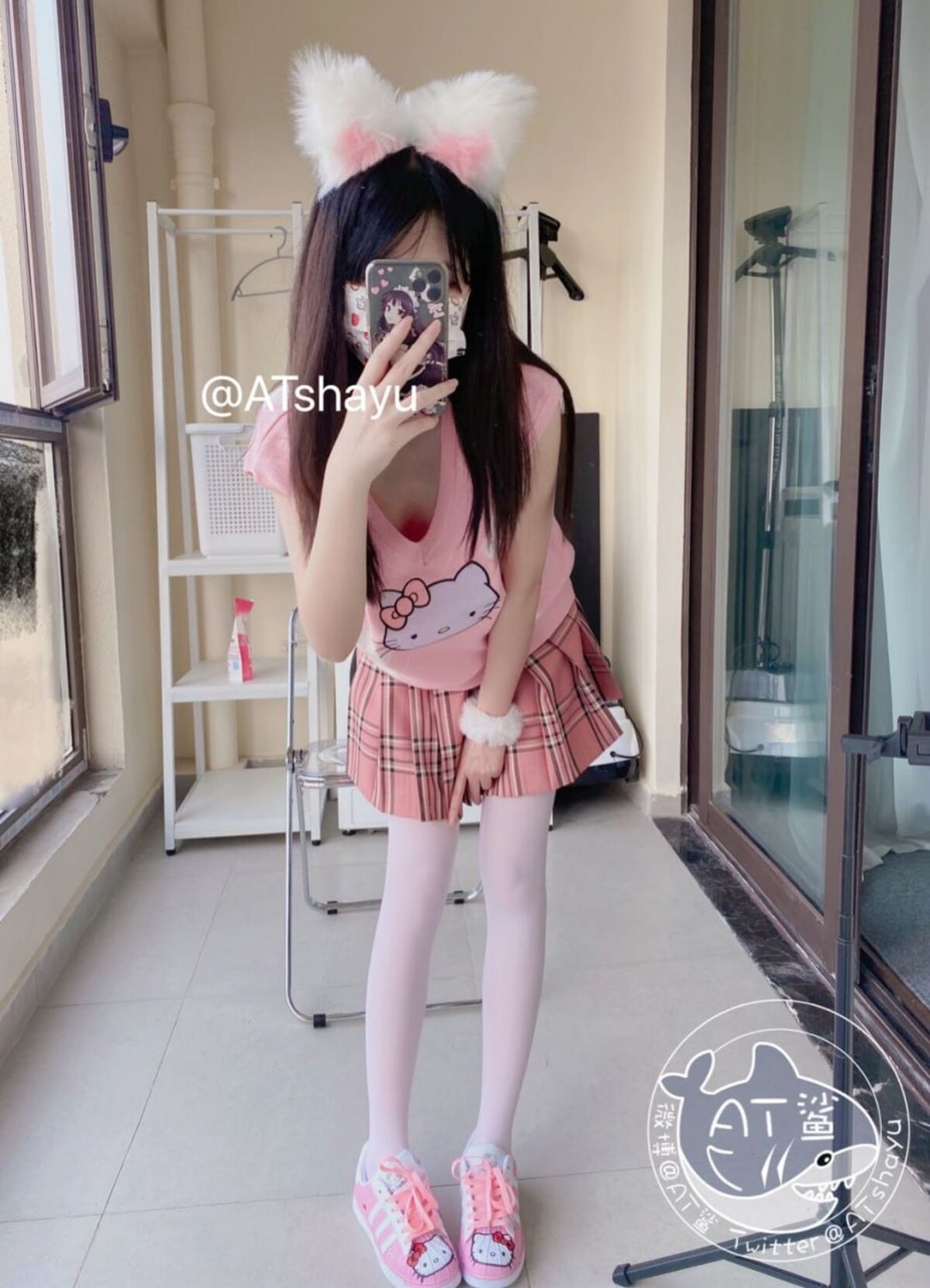 Coser@AT Shark - White Silk Baby (59P - 1V) Coser@AT Shark - White Silk Baby (59P - 1V)