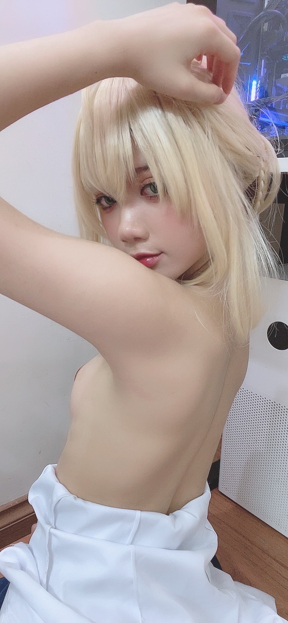 PoppaChan - Artoria Pendragon PoppaChan - Artoria Pendragon