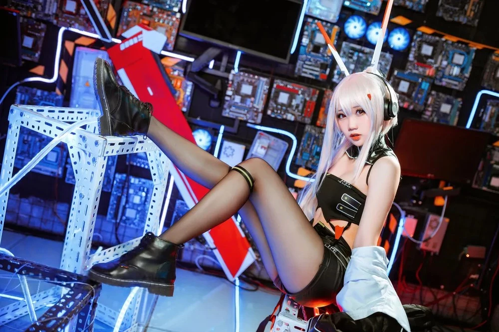 焖焖碳 - 绫波鬼神樂隊 焖焖碳 - 绫波鬼神樂隊