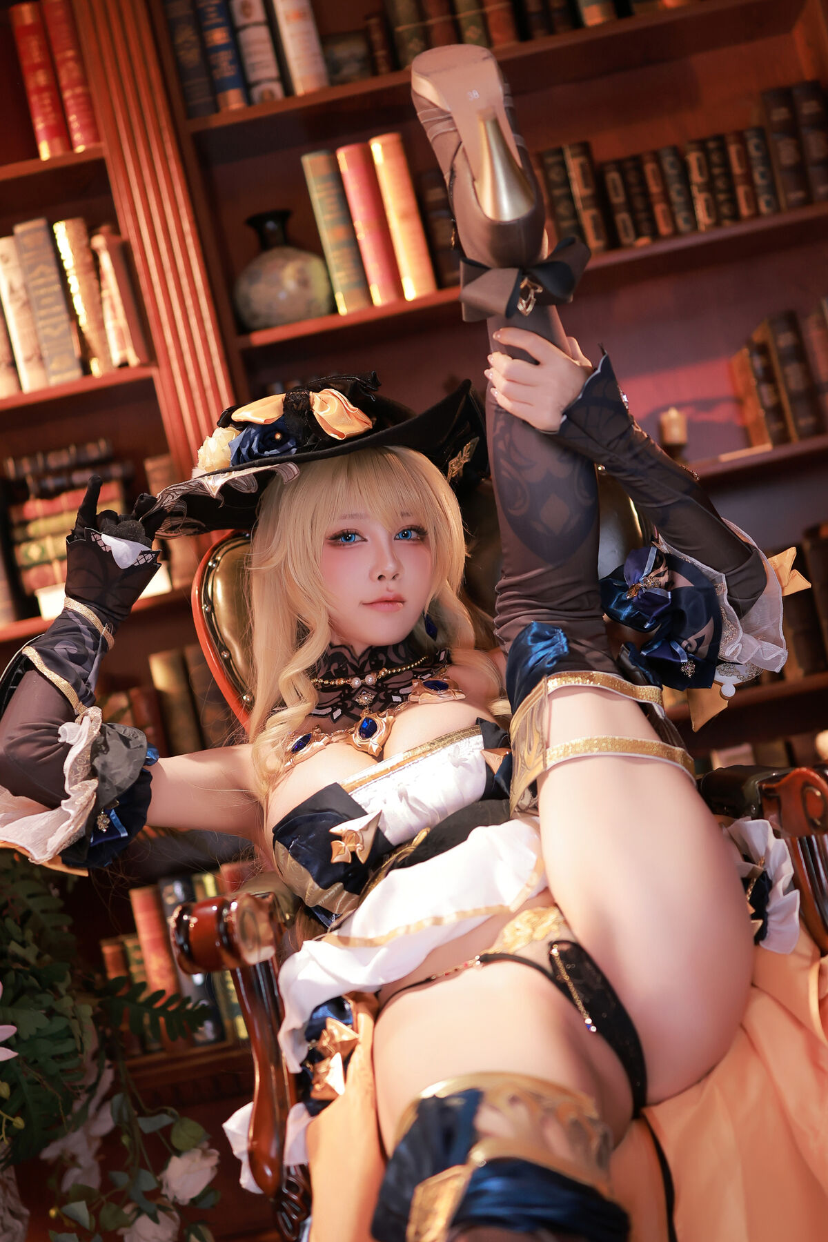 Coser@ Water Miao aqua - Genshin Impact Navia (57P) Coser@ Water Miao aqua - Genshin Impact Navia (57P)