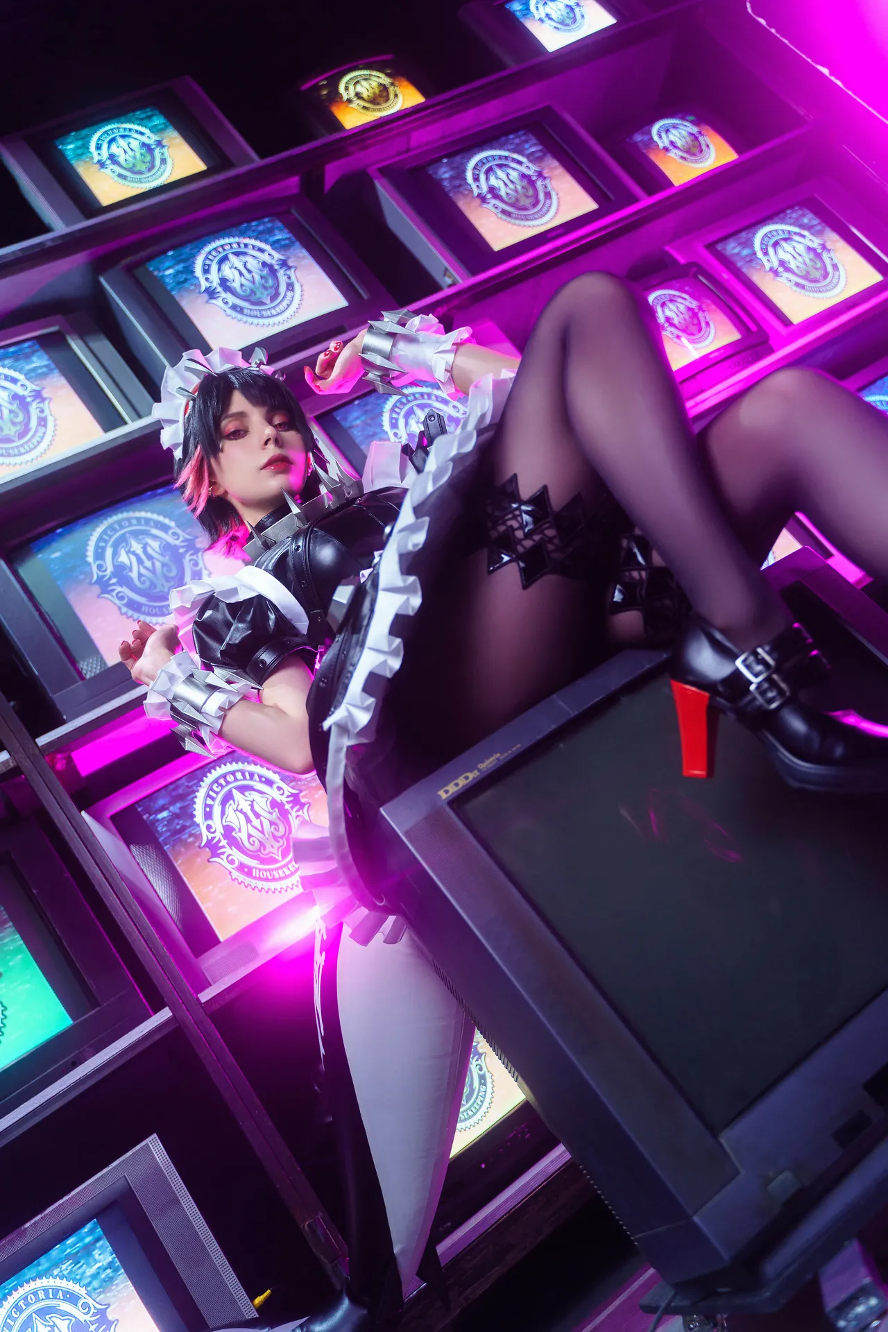 OwlLit - Ellen Joe OwlLit - Ellen Joe