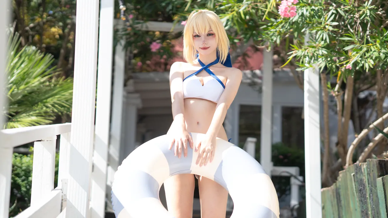 Himeecosplay - Saber bikini Himeecosplay - Saber bikini