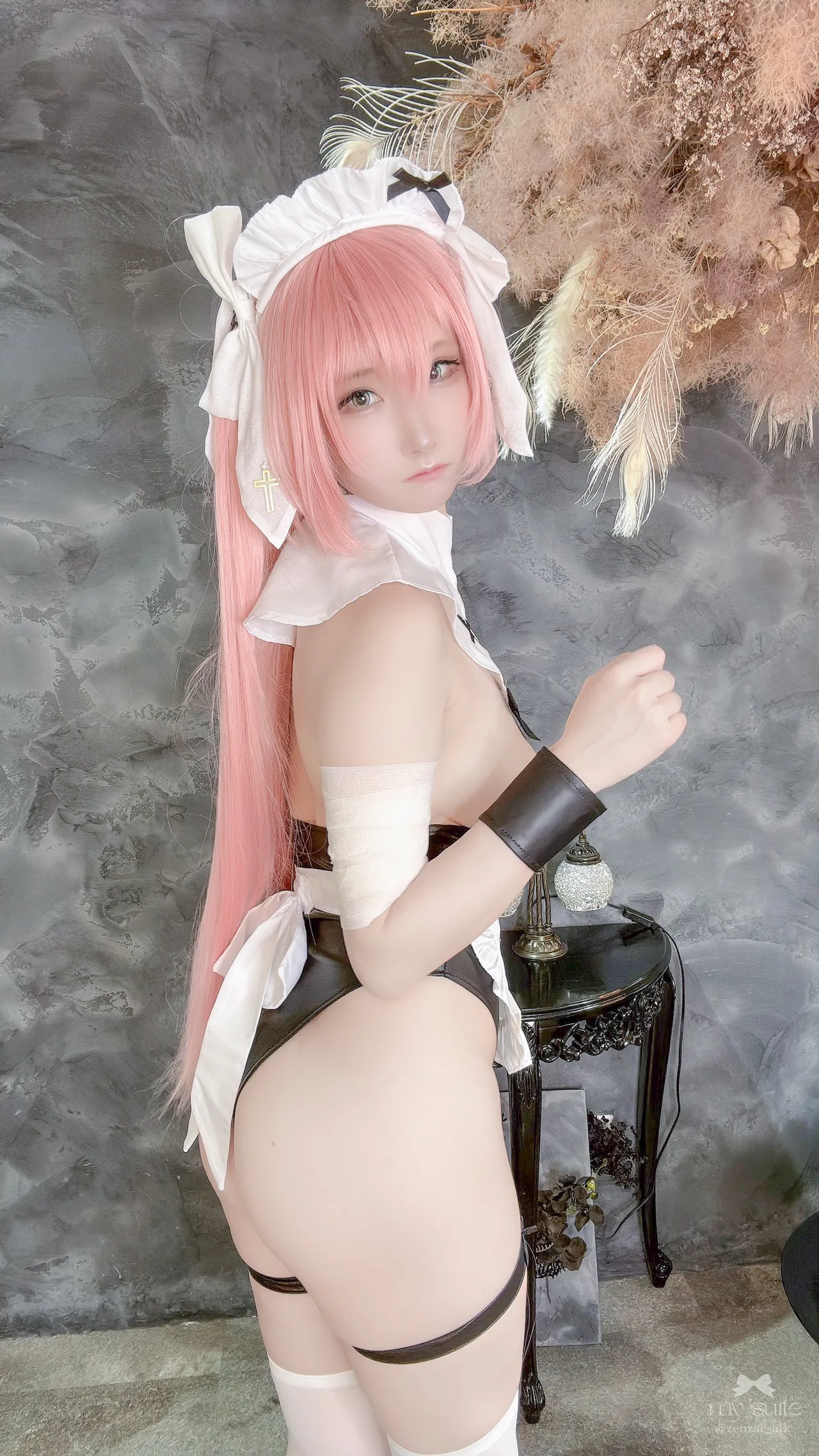 Atsuki - Maid Medb Atsuki - Maid Medb