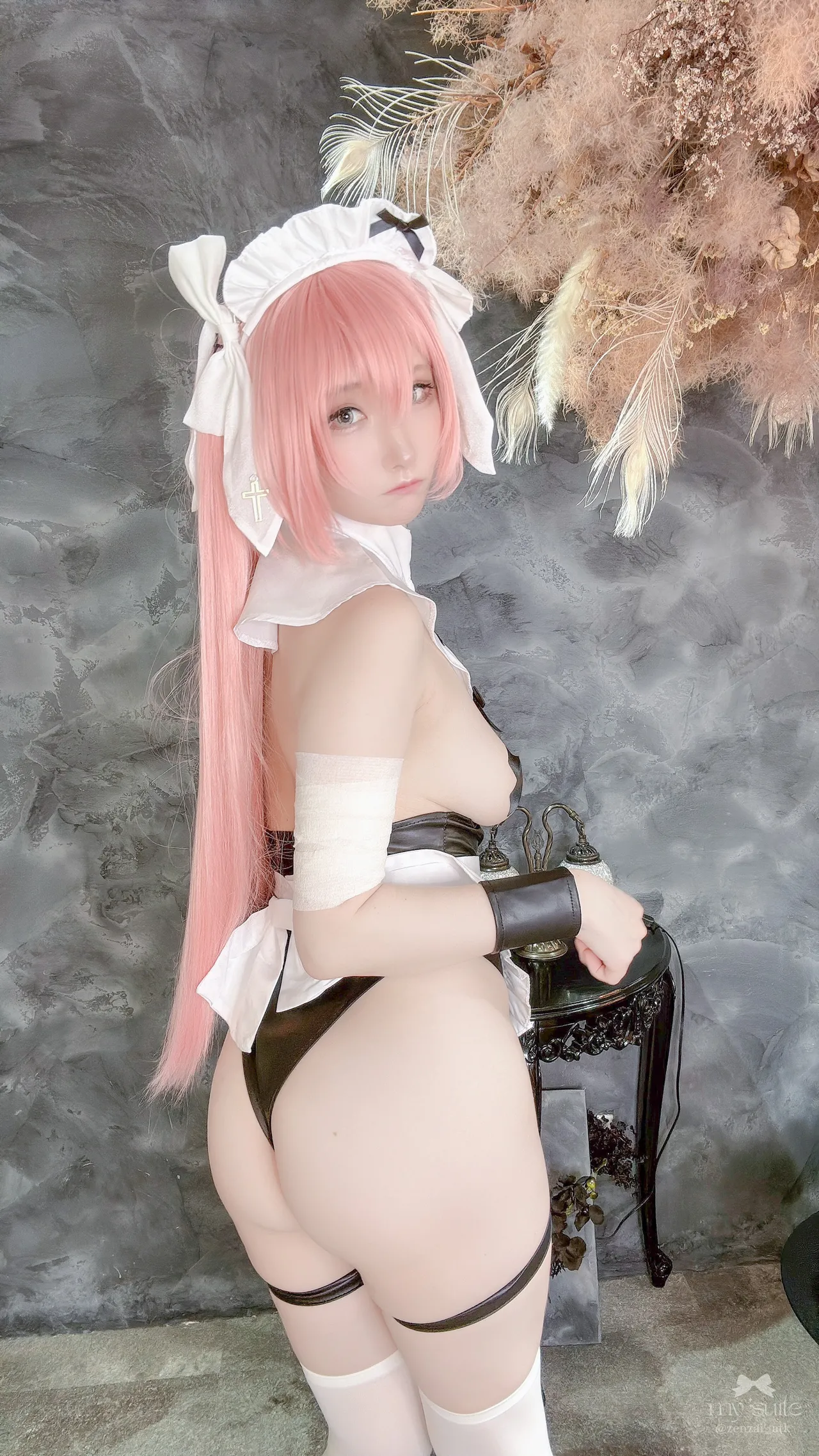 Atsuki - Maid Medb Atsuki - Maid Medb