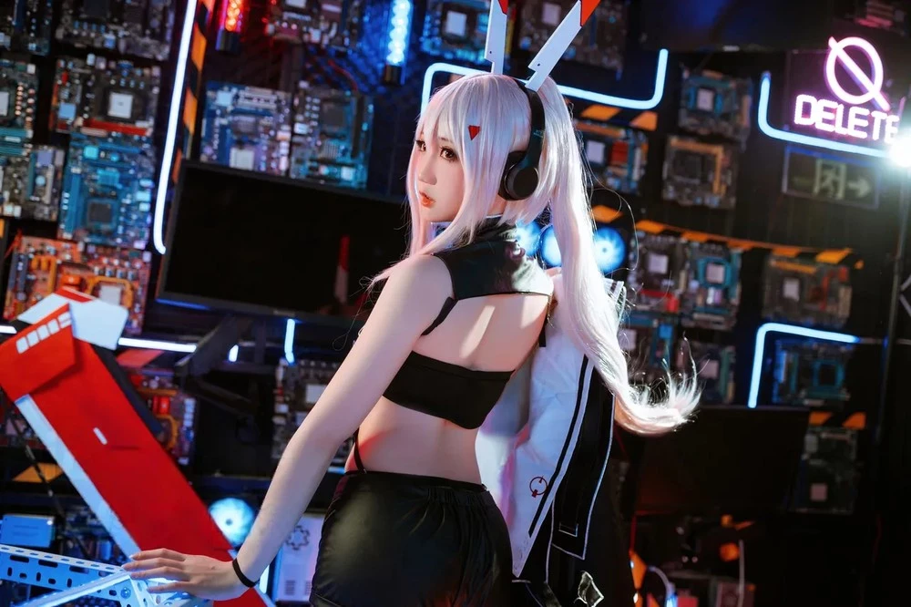 焖焖碳 - 绫波鬼神樂隊 焖焖碳 - 绫波鬼神樂隊