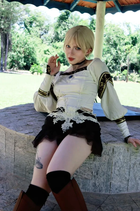 Akemy Sama - Fiona 2 Akemy Sama - Fiona
