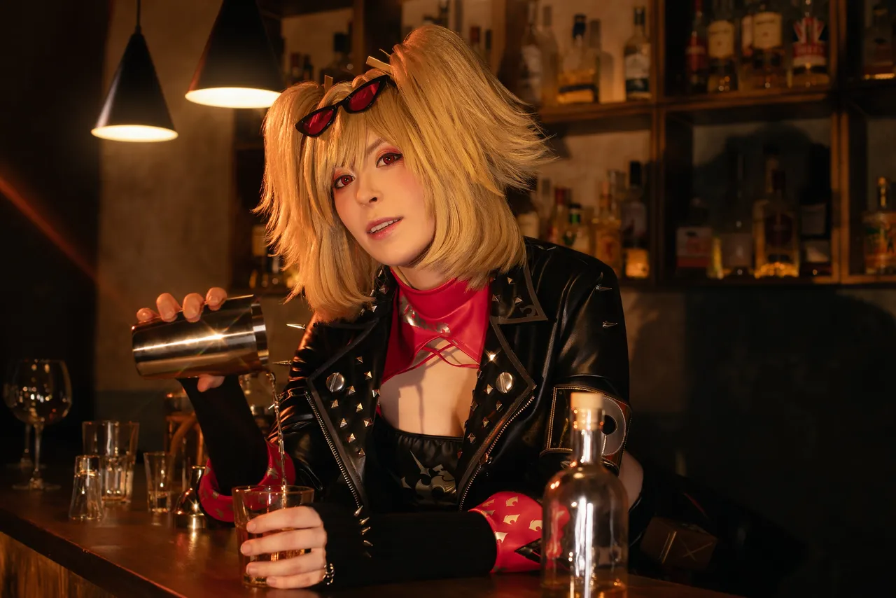 Daisy Franky - Burnice White Daisy Franky - Burnice White