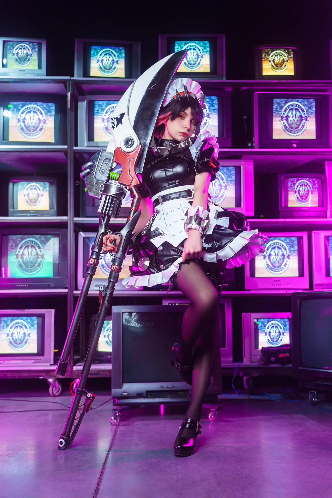 OwlLit - Ellen Joe OwlLit - Ellen Joe