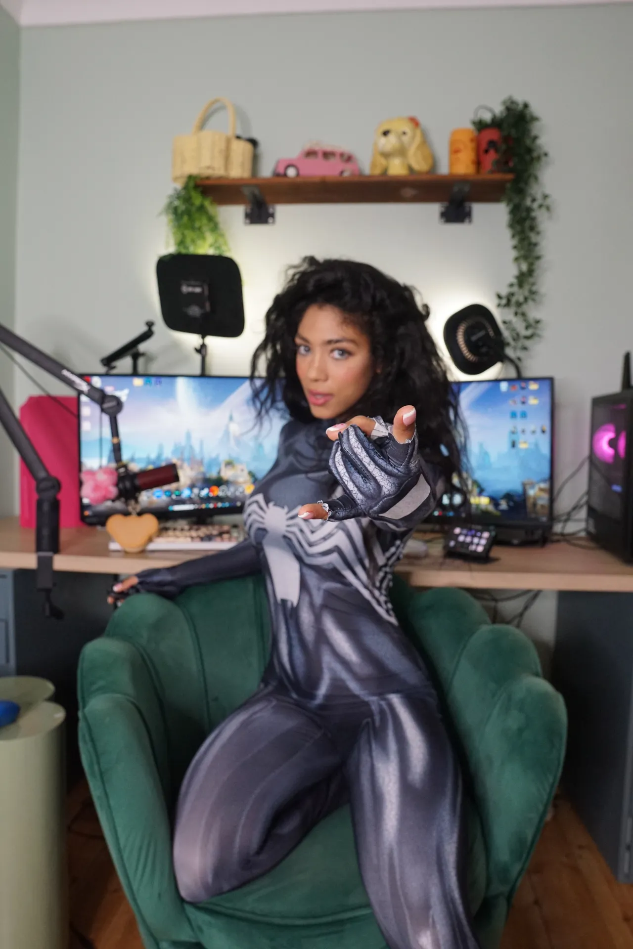 Sunpi - Venom Sunpi - Venom