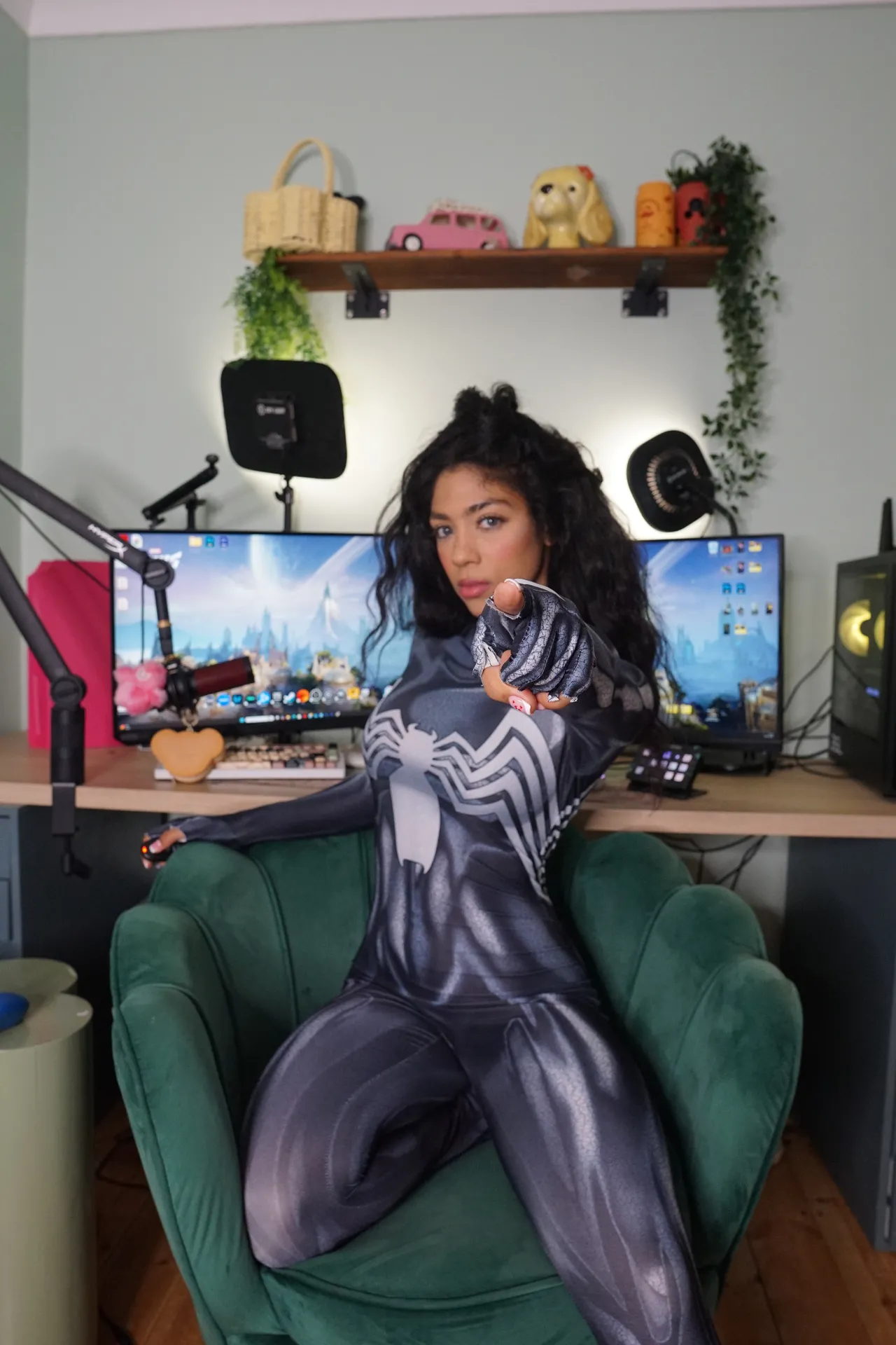 Sunpi - Venom Sunpi - Venom