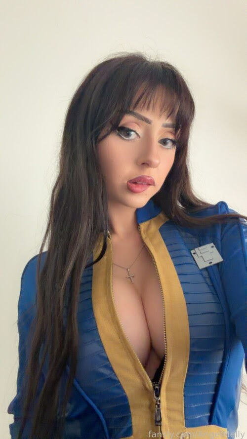 Angel Melly - Vault Dweller Angel Melly - Vault Dweller