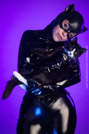 Snarky Jay – Catwoman 5 Snarky Jay – Catwoman
