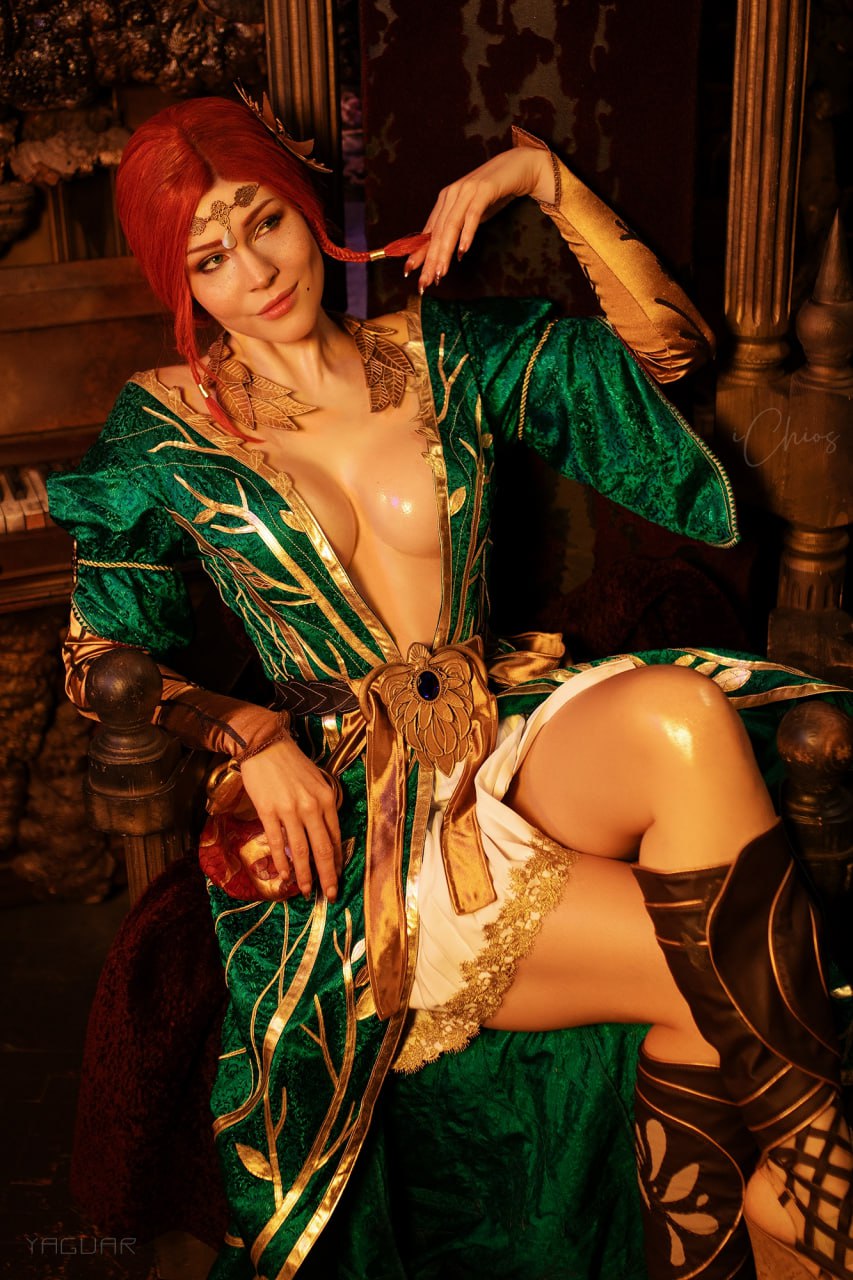 Anya Ichios - Triss Anya Ichios - Triss