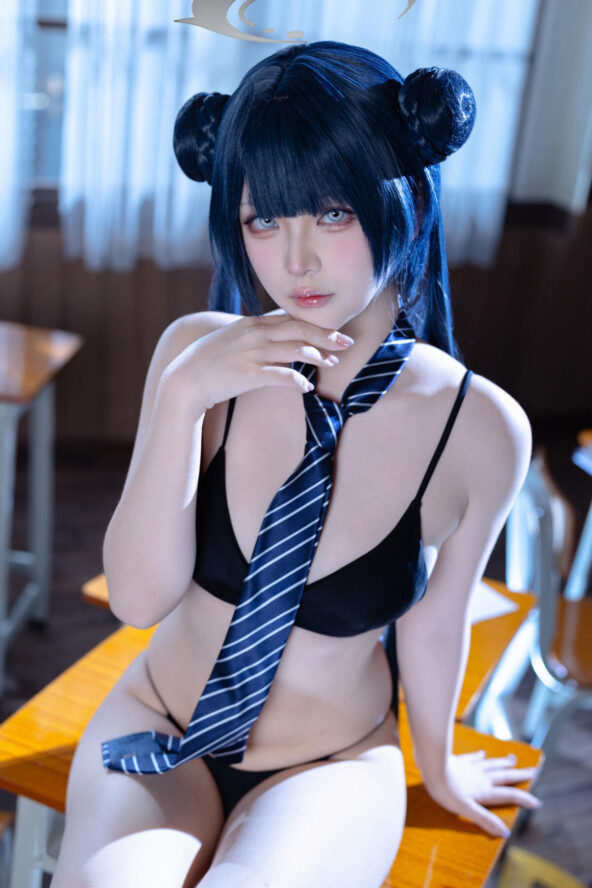 Coser@ Yu Yu - Azure Archive Hisaki JK (62P) 8 Coser@ Yu Yu - Azure Archive Hisaki JK (62P)
