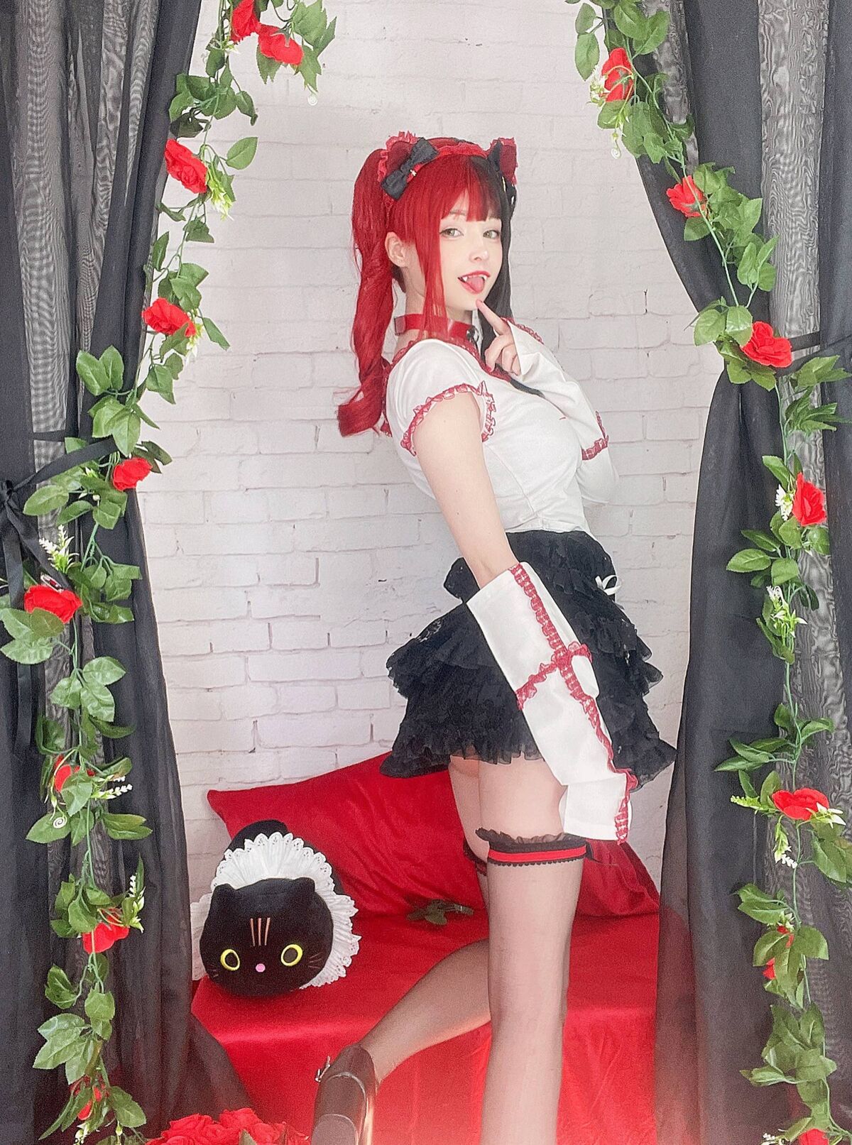 Coser@Hidori Rose - Hina Roselia (58P - 1V) Coser@Hidori Rose - Hina Roselia (58P - 1V)