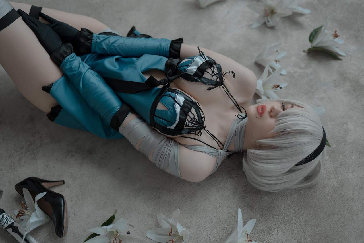 Alina Becker - 2B 5 Alina Becker - 2B 5