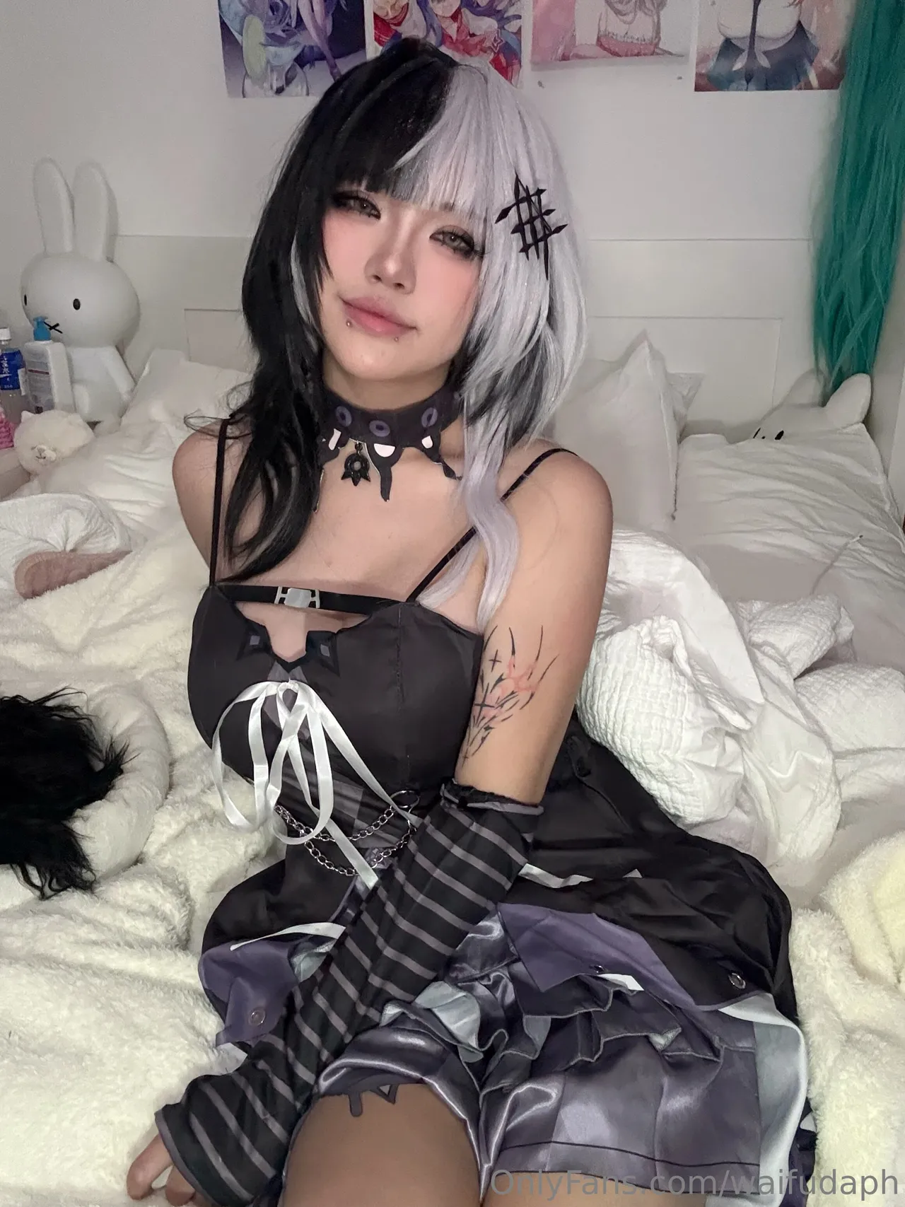 DaphVT - Shiori Novella DaphVT - Shiori Novella