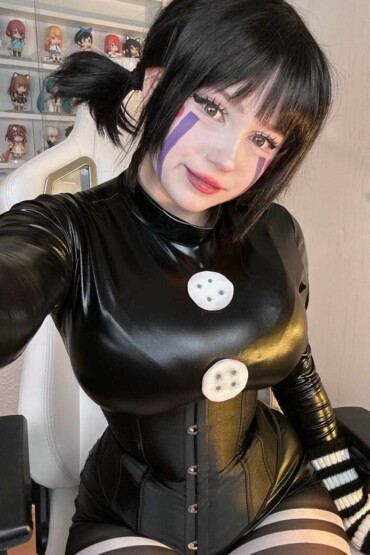 Upminaa - Puppet 6 Upminaa - Puppet