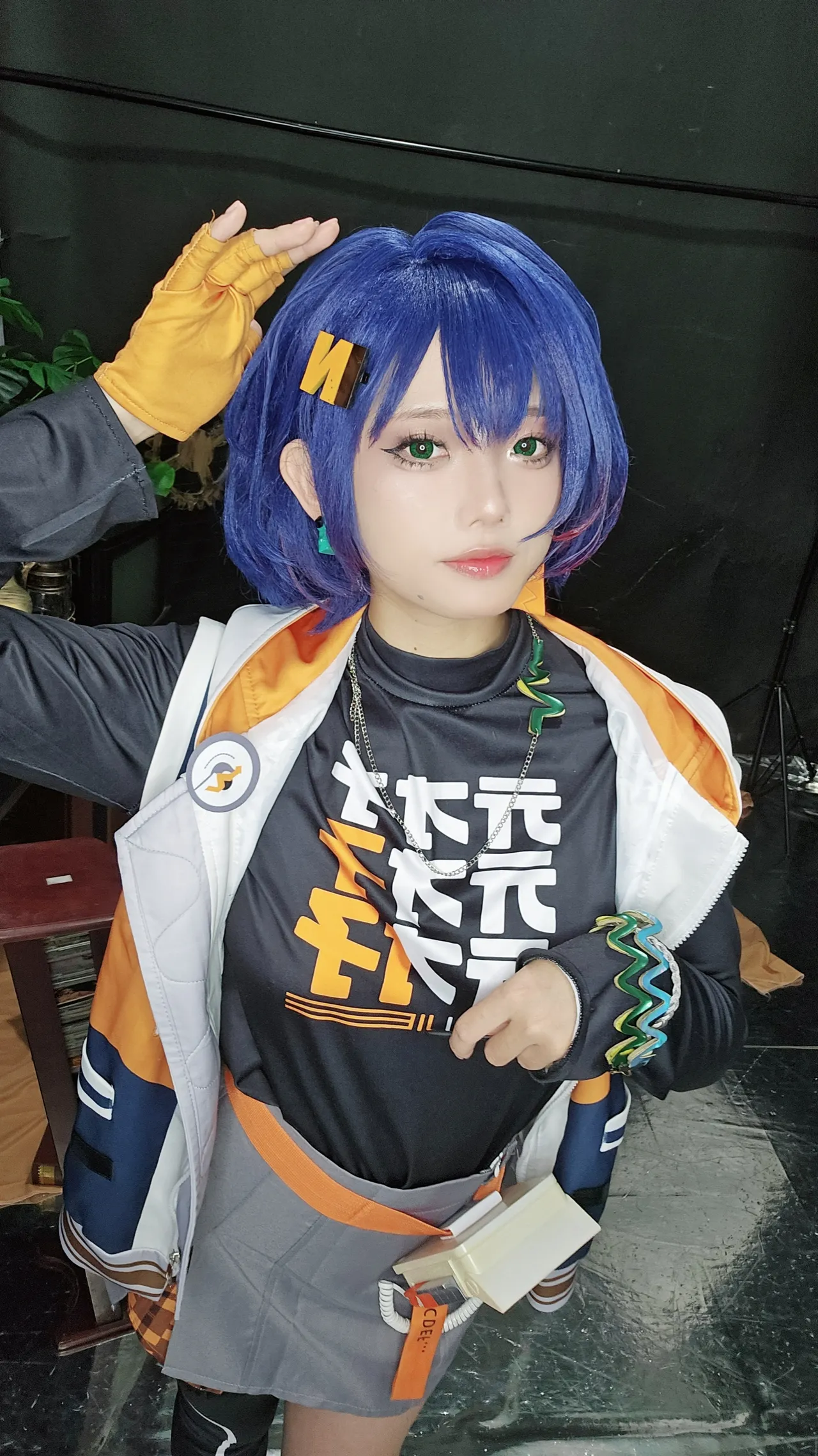 Messie Huang - Bella Messie Huang - Bella