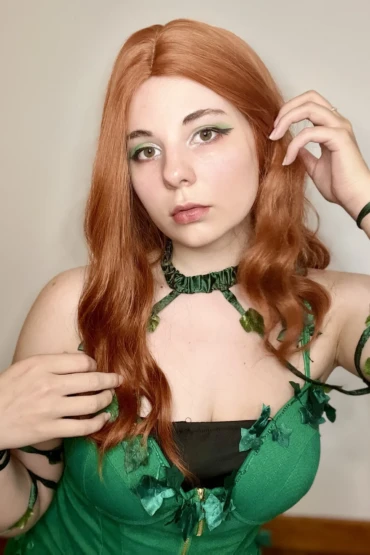 Maniac Megan - Poison Ivy 5 Maniac Megan - Poison Ivy