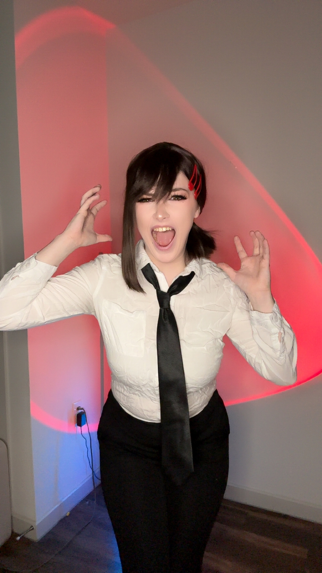 LUX - Kobeni LUX - Kobeni