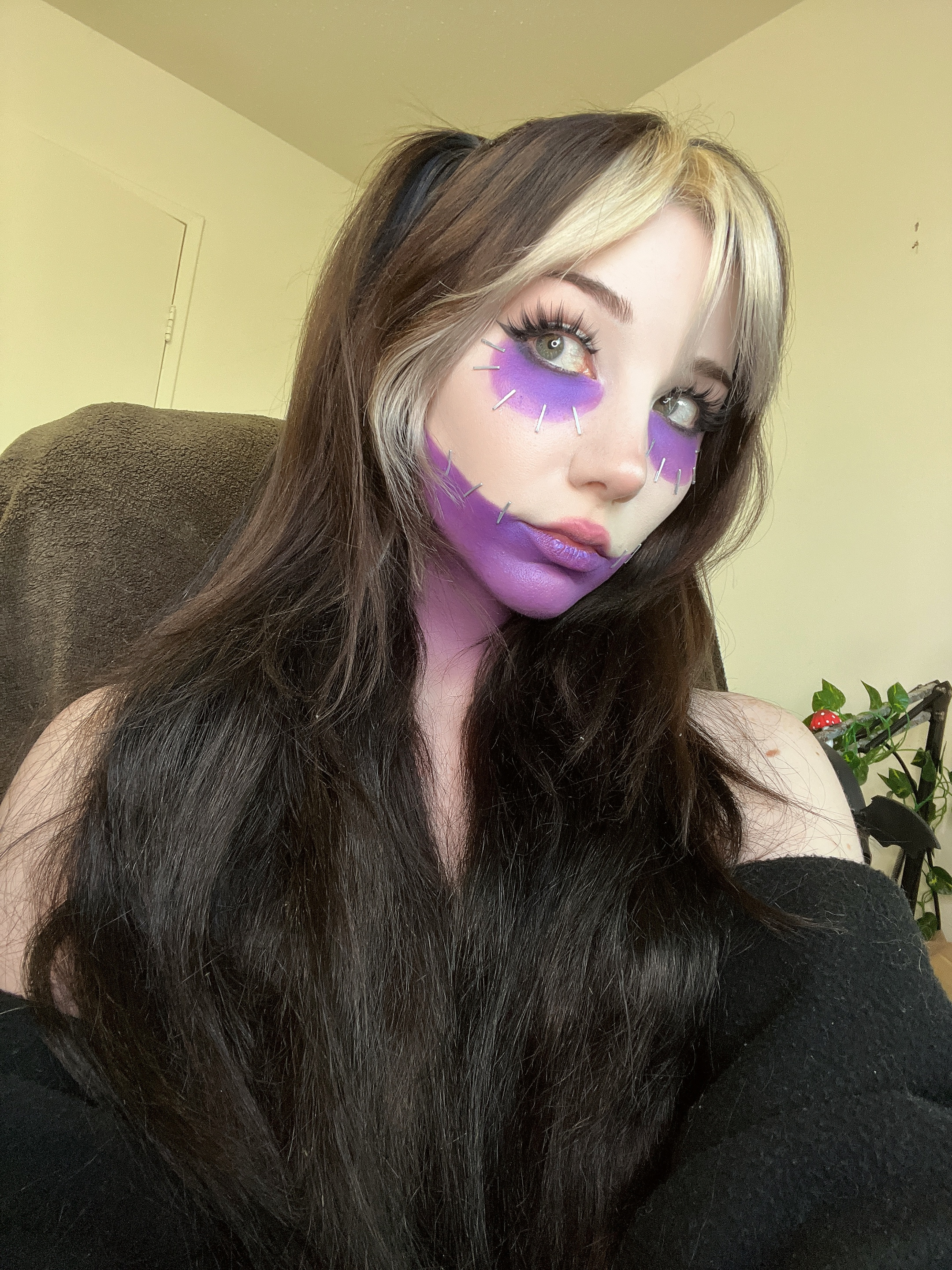 Danielle Mercedie - Dabi Danielle Mercedie - Dabi