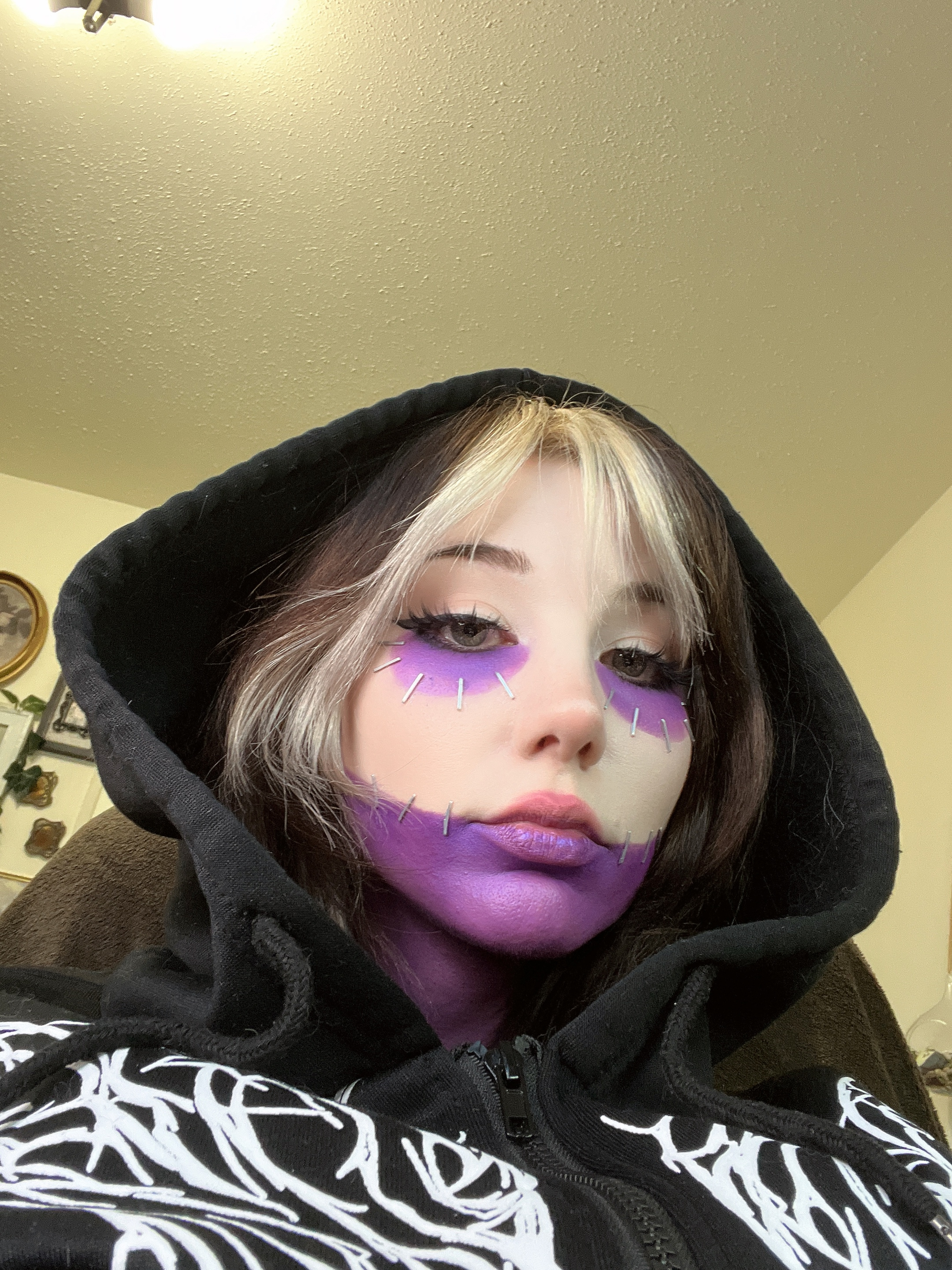 Danielle Mercedie - Dabi Danielle Mercedie - Dabi