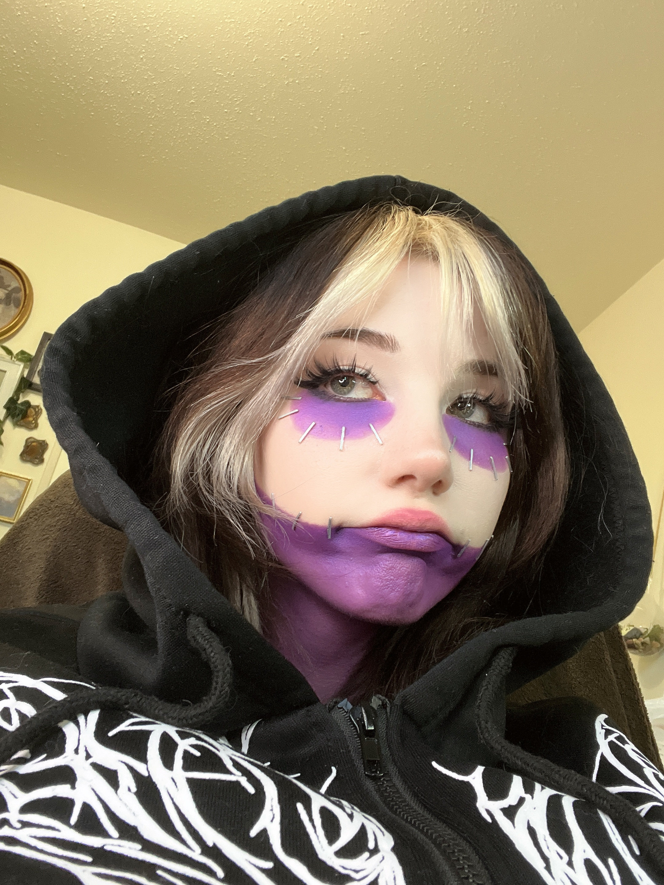 Danielle Mercedie - Dabi Danielle Mercedie - Dabi