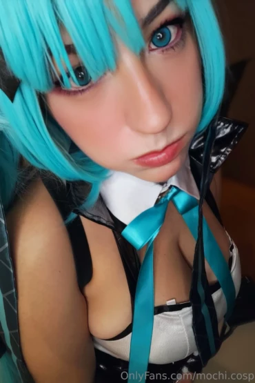 Mochi - Miku 1 Mochi - Miku