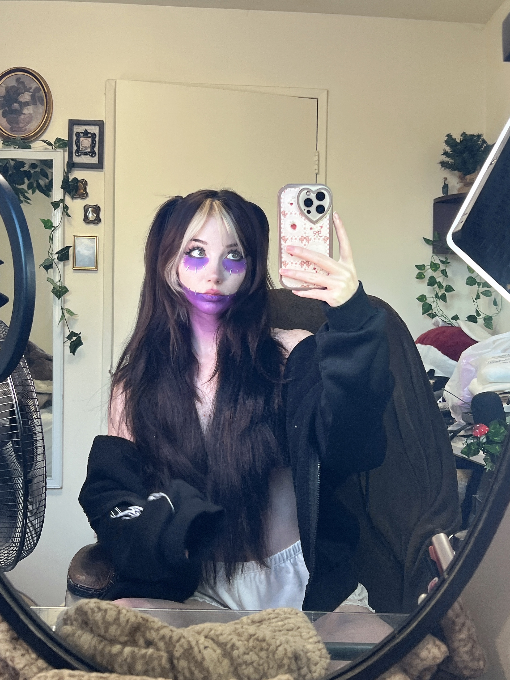 Danielle Mercedie - Dabi Danielle Mercedie - Dabi